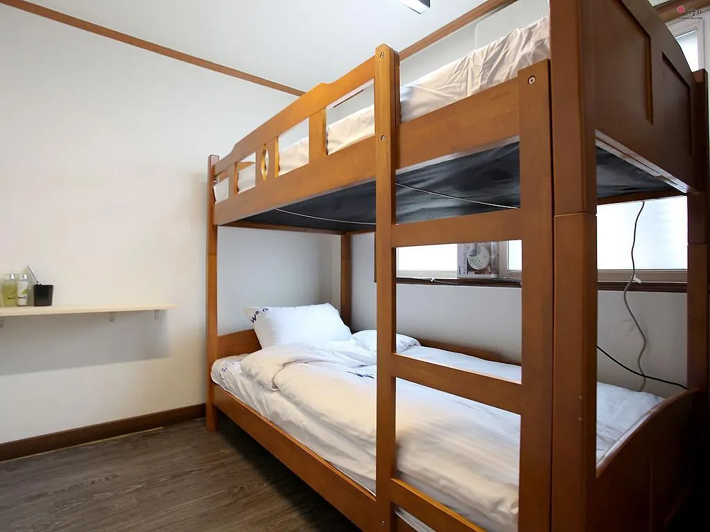 W Mini Hotel Dongdaemoon Сеул 0*,  Южная Корея