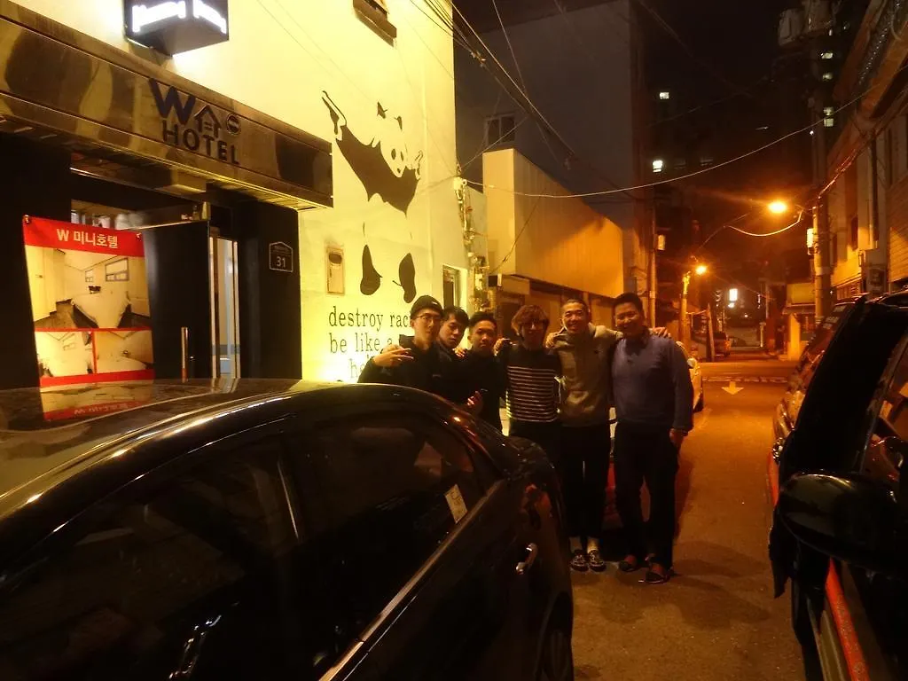 W Mini Hotel Dongdaemoon Сеул Хостел