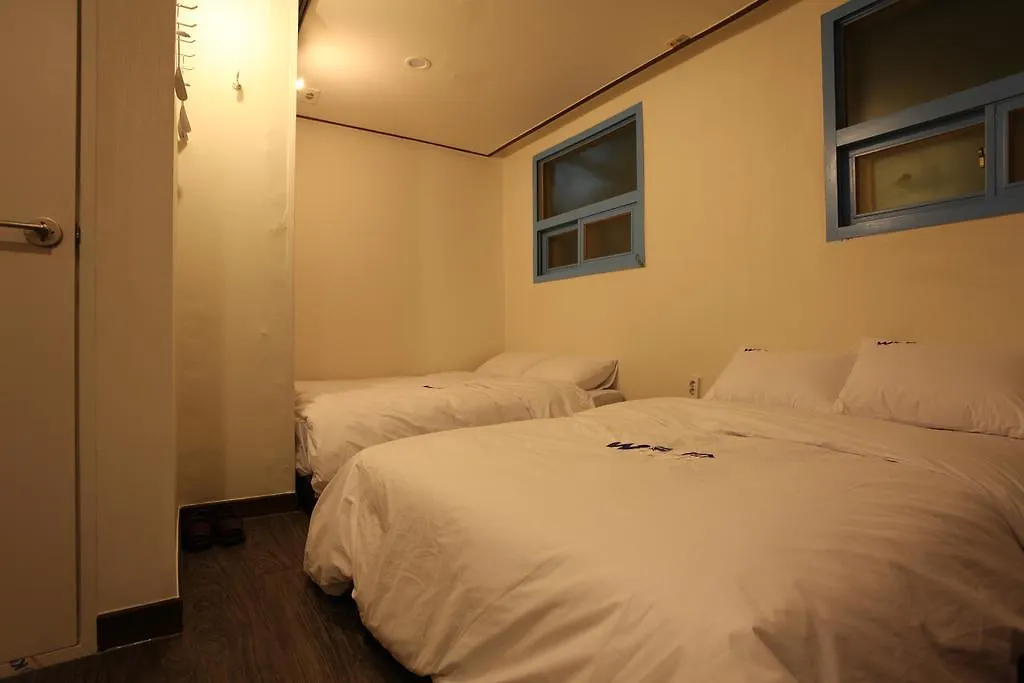 W Mini Hotel Dongdaemoon Сеул 0*,  Южная Корея