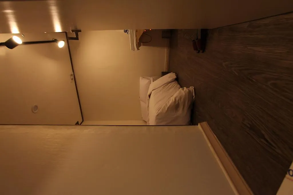 W Mini Hotel Dongdaemoon Сеул Хостел